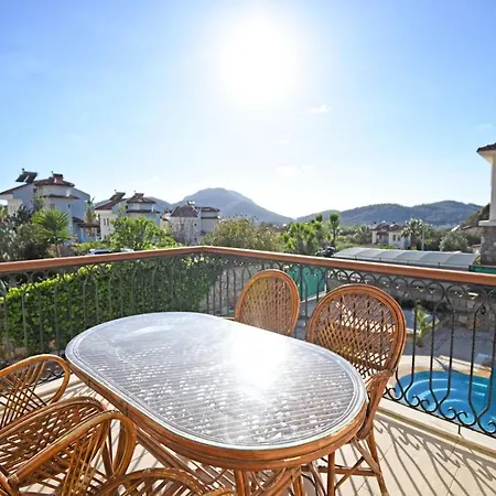 Bella Villa *
