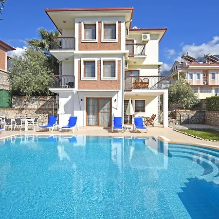 Bella Villa *